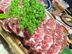 -草家酱蟹炭火烤肉店(珲春南路一店)