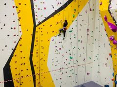 -问山MountQuest攀岩馆