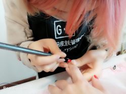 -闺蜜时间美甲美睫皮肤管理中心