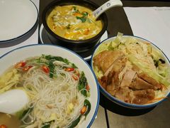 -美奈小馆·越南料理(中航城君尚购物中心店)