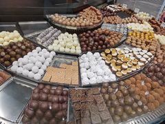 -Laderach 莱德拉(上海环贸iapm店)