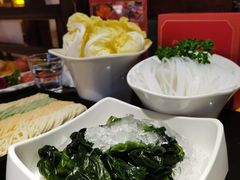 -东道煮牛肉火锅(重庆路店)