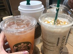 -星巴克(武汉江夏中百广场店)
