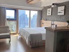 -闲隅江景艺术酒店(解放碑洪崖洞总店)