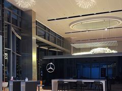 -奔驰上海利星(七宝店)