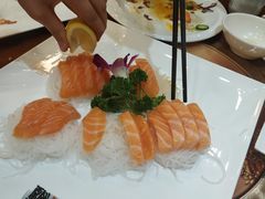 -青瓦餐厅·生鱼片·韩园烤肉(西塔店)