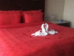 -青岛海尔洲际酒店