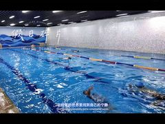 -蓝海豚游泳俱乐部(南京西路店)