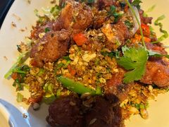 -大头虾越式风味餐厅(光明广场店)