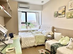 -东方体育中心(地铁站)