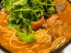 招牌炸酱小锅米线-肥汁米蘭香港米线(宁波路总店)