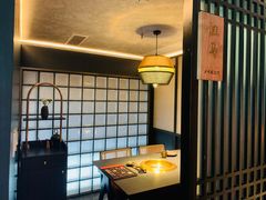 -铭牛烧肉·和牛海鲜自助(高新月牙湖店)