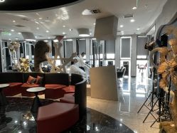 -TOP HAIR SALON