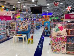 -TOYSRUS玩具反斗城(重庆来福士店)