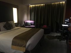 -上海浦东假日酒店
