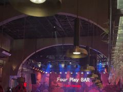 -FOUR PLAY BAR