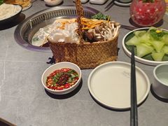 -故里和山·成都火锅(欢乐港湾店)