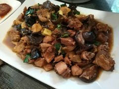 柴鸡板栗烧-辛庄小馆