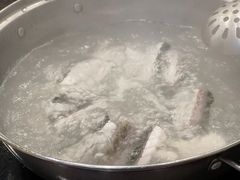 -正能量脆肉鲩火锅