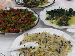 -乡土特色.冷锅鱼.牦牛肉汤锅