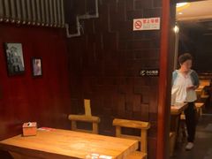 -万记麻辣烫国展总店