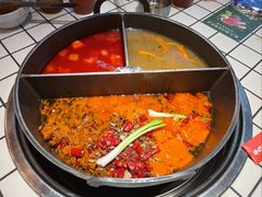 -热火朝天鲜切牛肉火锅(南强街巷店)