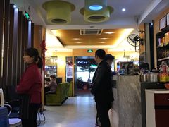 -悦牧·酸汤牛肉火锅(沃尔玛店)