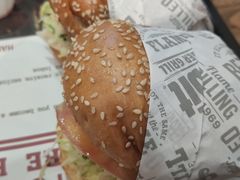 -The Habit Burger Grill 哈比特汉堡(世博店)
