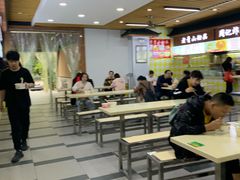 大堂-户部巷小吃(中商徐东平价广场店)