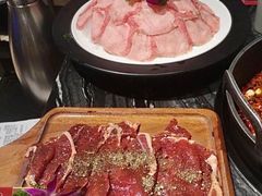 -热火朝天鲜切牛肉火锅(南强街巷店)