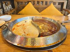 -龙记斑鱼火锅鲜切牛肉自助(红山路店)