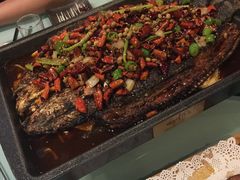 -鸣记脆皮烤鱼(岐山路店)