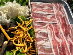 -王奋斗贵州酸汤牛肉火锅