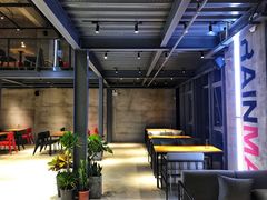 -雨人咖啡(扬帆广场店)