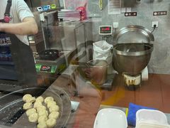 -小杨生煎(白玉兰广场店)