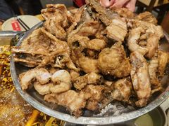 -肖肖酸萝卜鱼火锅(总店)