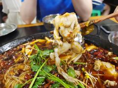 -鸿顺老铁锅美蛙鱼府(解放碑店)