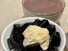 榴莲白雪凉粉-小团圆糖水铺(襄阳南路店)