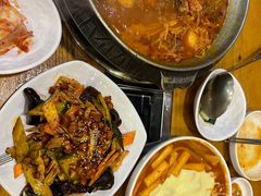 -喇喇排骨火锅·传统韩式脊骨汤(望京西园总店)