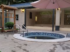 -广东温泉宾馆