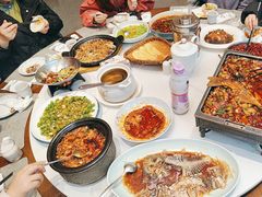 -万重锦·人文川菜馆(骡马市店)