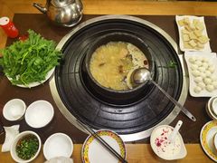 -峰瑞藏地美食·石锅鸡·牦牛肉(大昭寺品牌店)