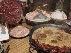 -旧街市鲜货老火锅(大光路店)
