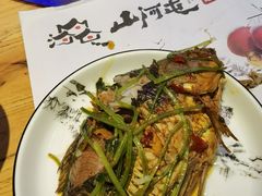 铁锅炖鲫鱼-山河屯铁锅炖(哈西站店)