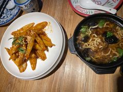 -小放牛炒菜馆(军校店)