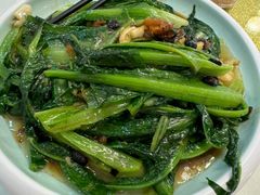 -五谷芳乳鸽王(梅沙老店)