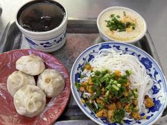 -高师傅特色米粉汤包(建设路店)