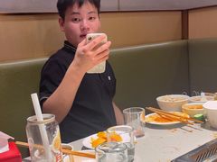 -海底捞火锅(宝龙广场夜宵主题店)