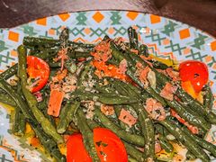 西班牙青豆配番茄松子-AZUL by FUEL蓝色·法式酒馆(琶醍店)