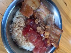 -梁阿婆廿年老牌扣肉糯米饭
